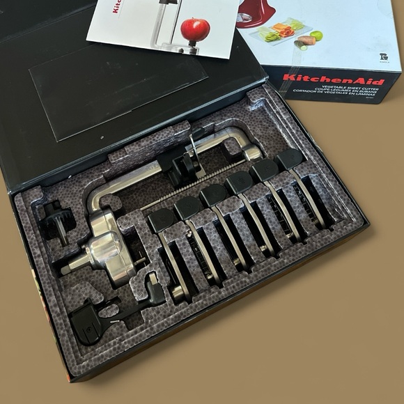 KitchenAid mixer attachment Vegetable Sheet Cutter & 7 Blade Spiralizer Plus - Picture 4 of 5